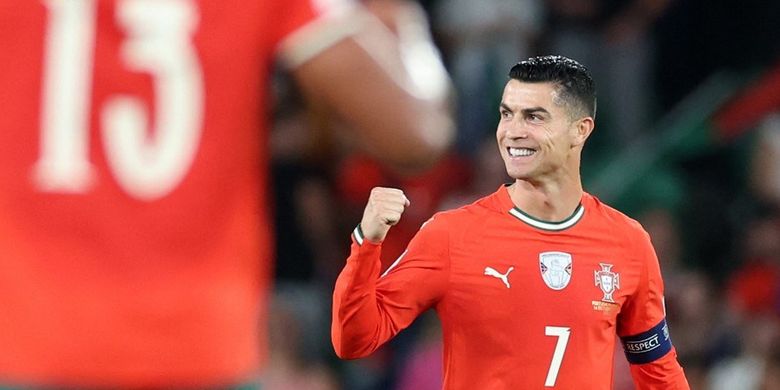 Pemain Sepak Bola