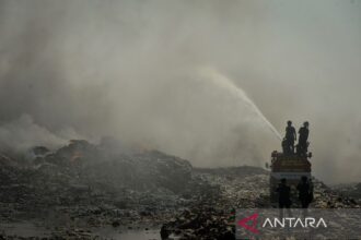 Ilustrasi tim medis 24 jam untuk artikel BNPB Siagakan Tim Medis 24 Jam Antisipasi Asap TPA Jatiwaringin