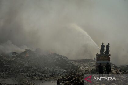 Ilustrasi tim medis 24 jam untuk artikel BNPB Siagakan Tim Medis 24 Jam Antisipasi Asap TPA Jatiwaringin